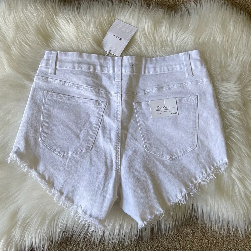 Kancan Women’s High Rise Stretch White Short Size 29. NWT